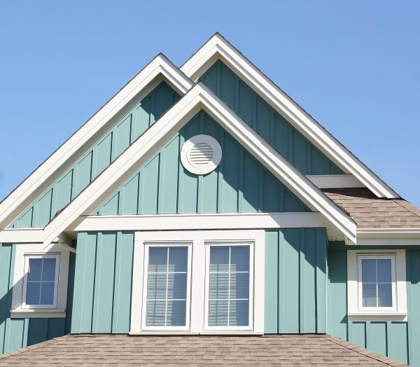 Batten Siding Repair in Anoka